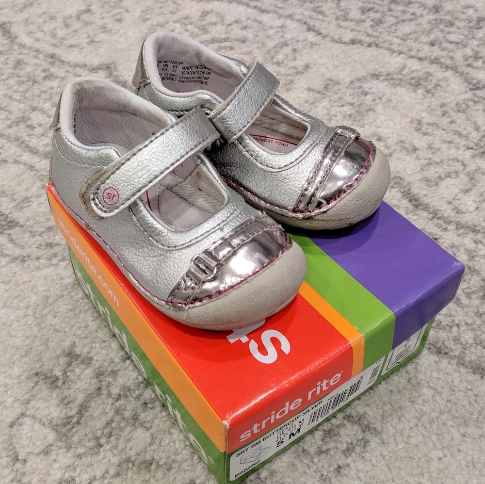 Stride Rite Buttercup size 5